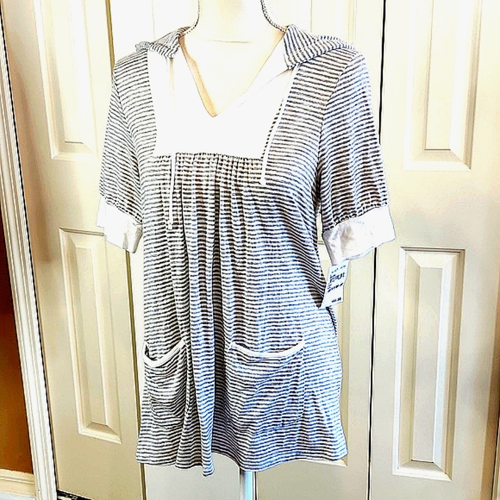 Ella Moss,  NWT,  Women's Top,  Gray and white Striped,  Size  Large - Picture 3 of 10